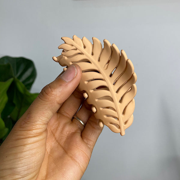 Large Leaf Hair Claw Clip