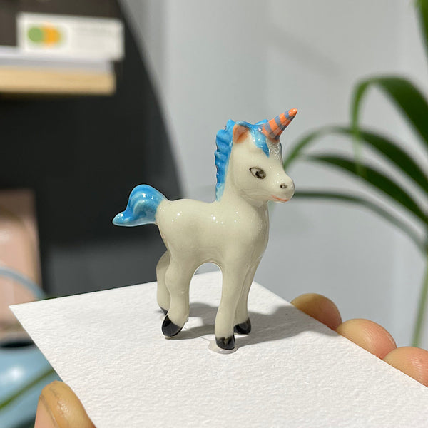 Unicorn Figurine White/Blue