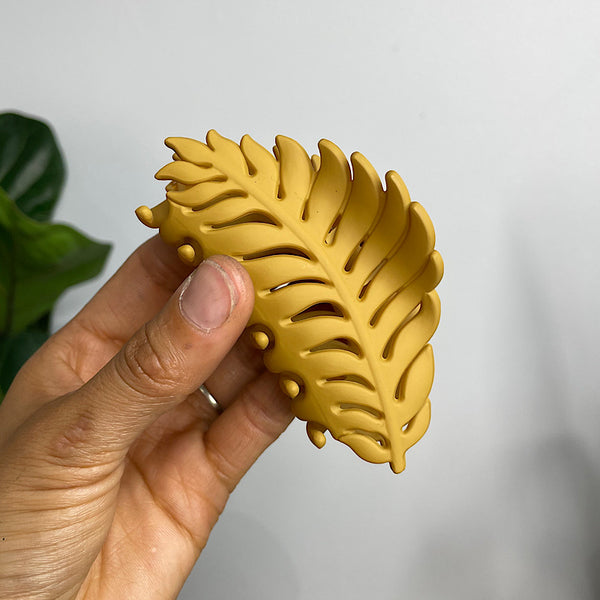 Large Leaf Hair Claw Clip