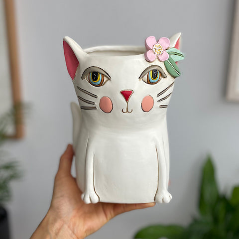 Pretty Kitty Planter Pot White