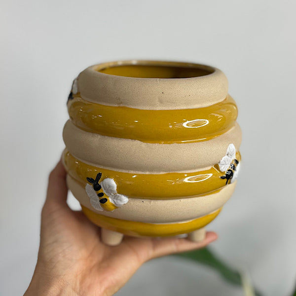Beehive Planter Honeycomb & Sand 15cm