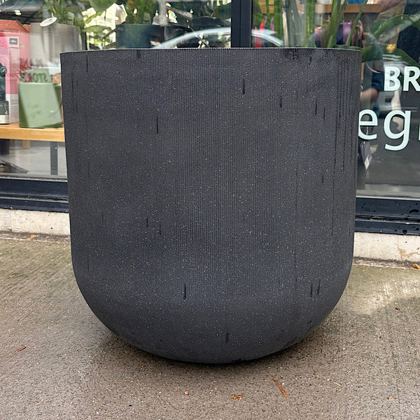 2x Altus U Pots Black  55cm