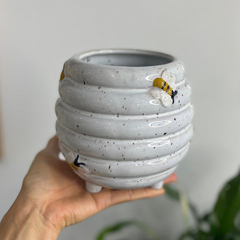 Beehive Planter White & Sand 15cm