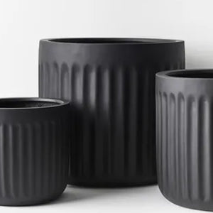 Pleat Round Pot Black 40cm